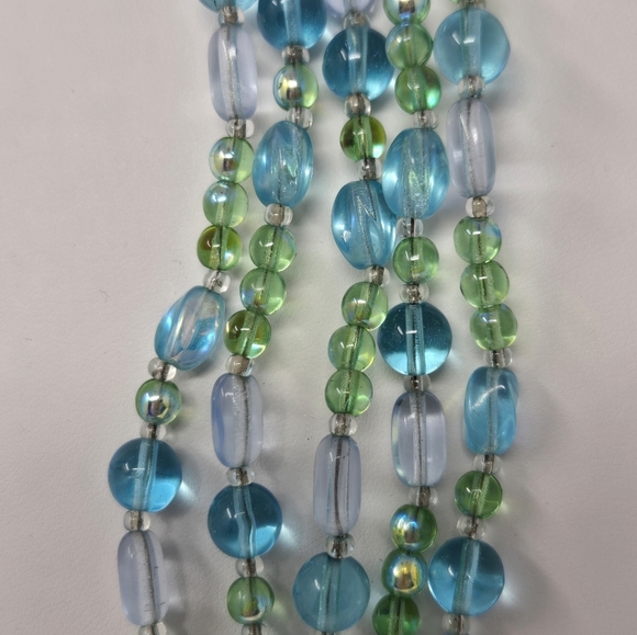 VINTAGE GIVENCHY FIVE STRAND BLUE GREEN GLASS BEAD NECKLACE SIGNED WOMEN JEWELRY - Picture 4 of 12